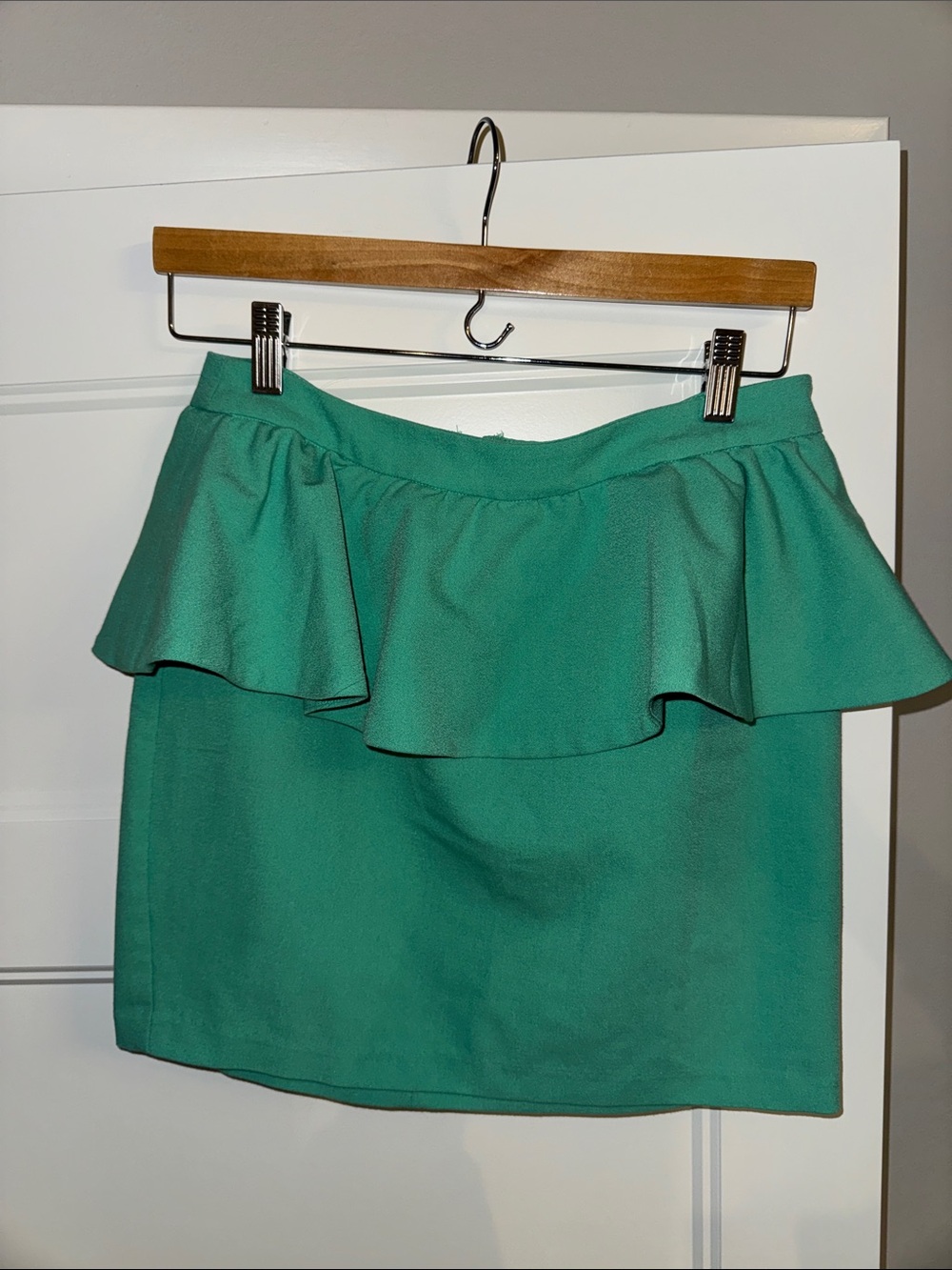 Tinley Road Ruffle Peplum Skirt in Mint